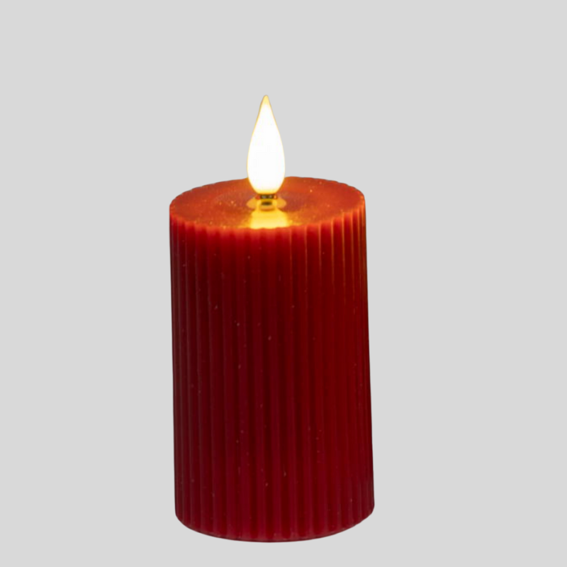 LED-Wachskerze Rillen-rot 5x8cm